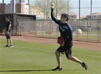 【プロ野球】岡らが休日返上で練習 日本ハムのアリゾナ・キャンプは2度目の休み