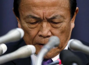 政府：「適切に対応」と円高けん制、安倍・黒田会談で意見交換 (1)