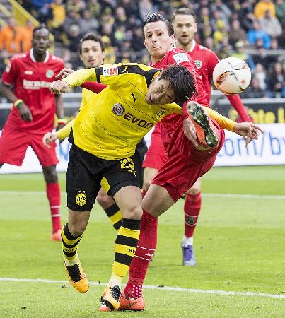 香川、ホームのハノーバー戦で２カ月ぶりフル出場