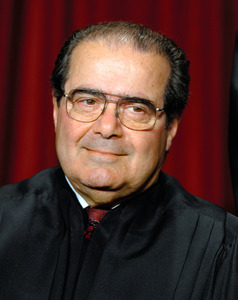 米最高裁判事スカリア氏死去 大統領選控え後任が論点に