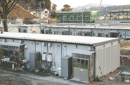 被災3県 仮設から通学なお3800人