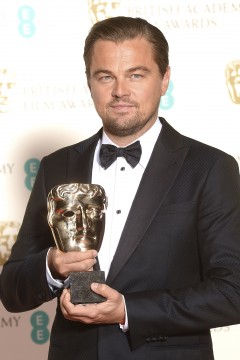 ついに！ディカプリオ、英国アカデミー賞主演男優賞を初受賞！