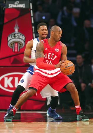 コービー最後のＮＢＡ球宴 25分49秒プレーで10得点「楽しかった」