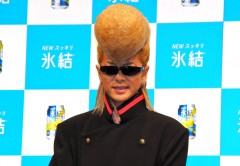 綾小路翔、リーゼント＆サングラス無しの姿を披露！「自分が一番衝撃」