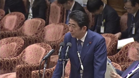 首相、ＧＰＩＦ運用不調なら年金減額あり得るとの認識示す