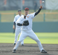 高橋由伸監督初采配/巨人-韓国LG戦速報中