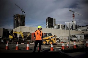 豪1月就業者数は前月比-7900人、予想外の減少 失業率は6.0％