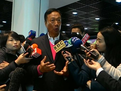シャープ再建「甘い薬」は良薬か?=経営共創基盤CEO・冨山和彦