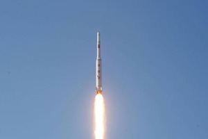 北朝鮮の人工衛星、軌道で再び不安定な状態=米関係者