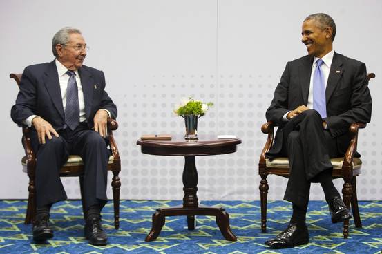 オバマ大統領、来月21日にキューバ訪問 カストロ議長と会談へ