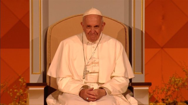 ローマ法王:「キリスト教徒ではない」…トランプ氏を批判