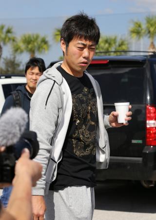 上原、軽い頭痛で早退「やろうと思えばできた」