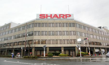 シャープ支援受け入れ先、鴻海案有力 交渉期限は２９日