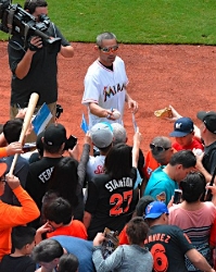 イチロー、ファンと交流=大リーグ