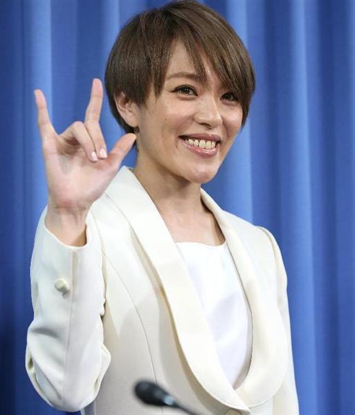 今井絵理子、一般男性との熱愛認める「障がいに対する理解が大いにある」