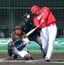 広島エルドレッド 巨人菅野から特大の１発