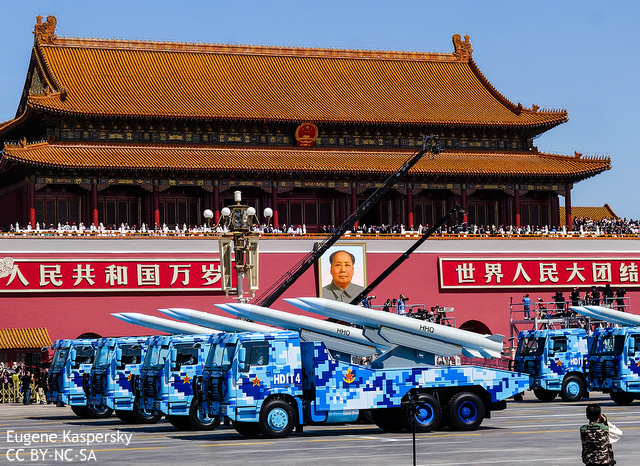 アジア軍拡競争で独走する中国…軍事費アジアの4割超、武器輸出に注力で技術力も向上