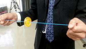 プラスチック玩具の破片飛び、目に大けが ２０万個出荷