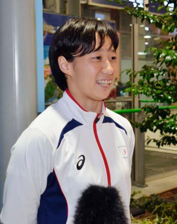 16歳板橋ら飛び込み選手が帰国「メダル目指す」