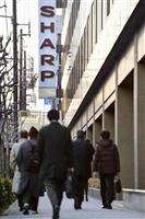 鴻海、交渉期限を延長 シャープ再建早くも暗雲、革新機構はシャットアウト