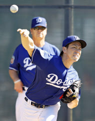 前田、ブルペンで34球=ダルビッシュも投球練習―米大リーグ