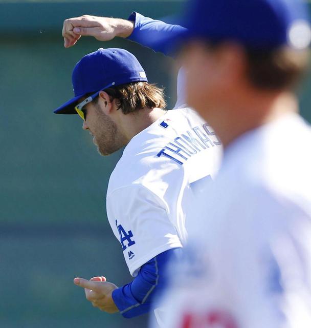 マエケン体操ブームの兆し！？前田の同僚投手がまね「結構使える」