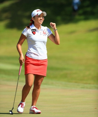 イ・ボミ、ショット復調&藍効果で16位へ浮上!「チャンスはあると思います」