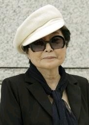 オノ・ヨーコさん意識不明 脳卒中か、米ＣＢＳテレビ