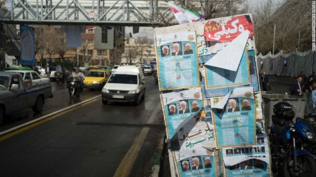 イランのダブル選挙、穏健派が優勢 投票率は6割