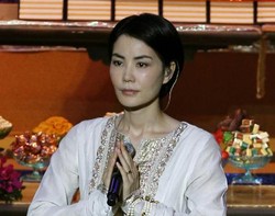 中国、人気歌手らに「行動慎め」 - チベット問題で当局