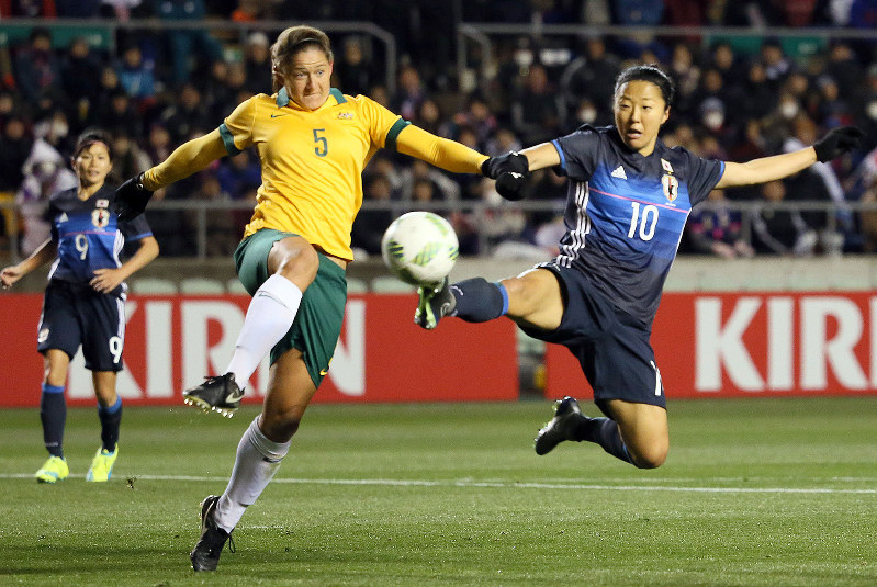 澤ロスなでしこ五輪危機…埋まらぬ「ピッチの監督」