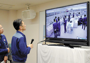 4号停止 早期原因究明を 関電に県 職員1人追加派遣 /福井