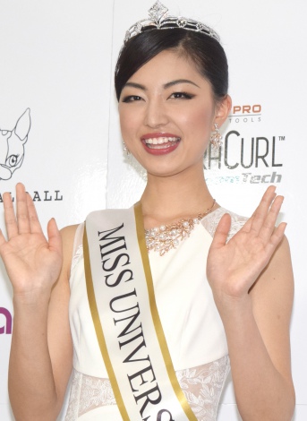 2016ミス・ユニバース日本代表は現役歯学生 憧れはオードリー・ヘップバーン