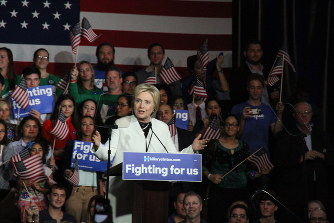 米大統領選:トランプ氏５州確保 クリントン氏６勝