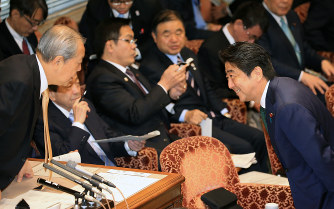 安倍首相:憲法改正「私の在任中に」 参院選後実現に意欲