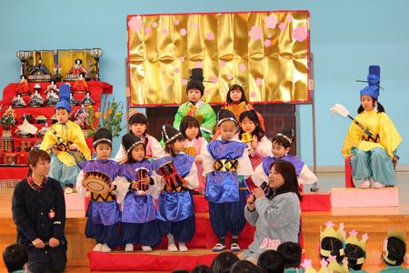 「おひなさま」になっちゃった