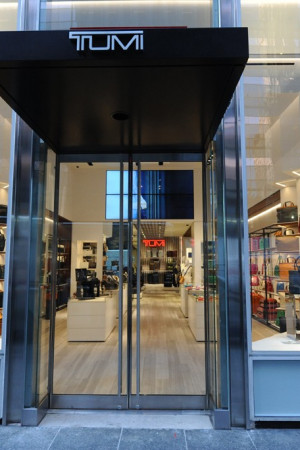 サムソナイト、米高級ビジネスバッグのトゥミ買収