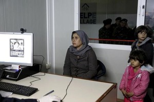 ギリシャは5月12日までに難民の正式登録完了を＝ＥＵ委員