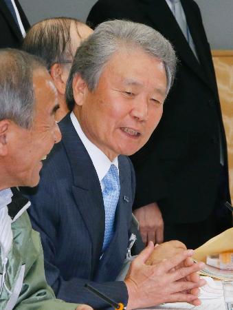 有給休暇消化促進を表明〜経団連 官民対話