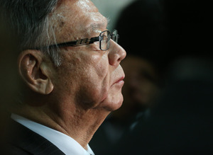 翁長知事「寝耳に水」 辺野古訴訟、再協議に期待