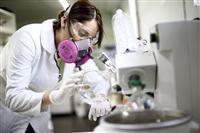 手足まひの難病と関連濃厚 ギラン・バレー症候群発症者に抗体