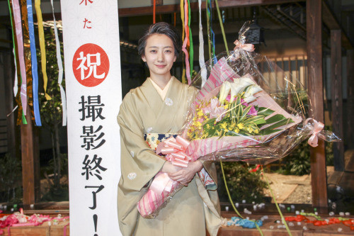波瑠「毎日、闘いでした」『あさが来た』撮影終了に涙
