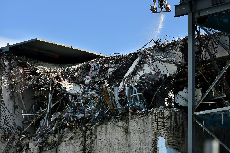 見つめ続ける・大震災 綱渡りの廃炉作業 福島第１原発、奮闘の７０００人