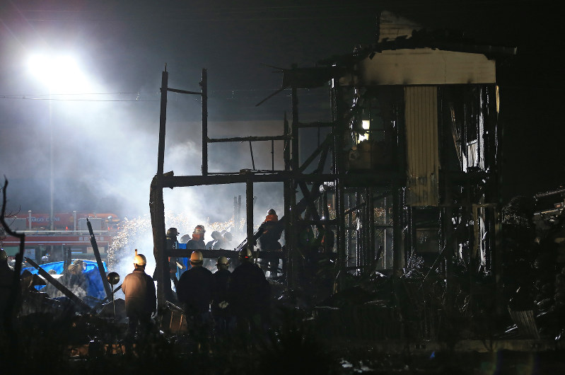 住宅火災、焼け跡から３人の遺体…宮城・村田町
