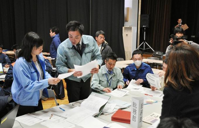 震災後に採用、５人に１人 被災４２市町村の正規職員