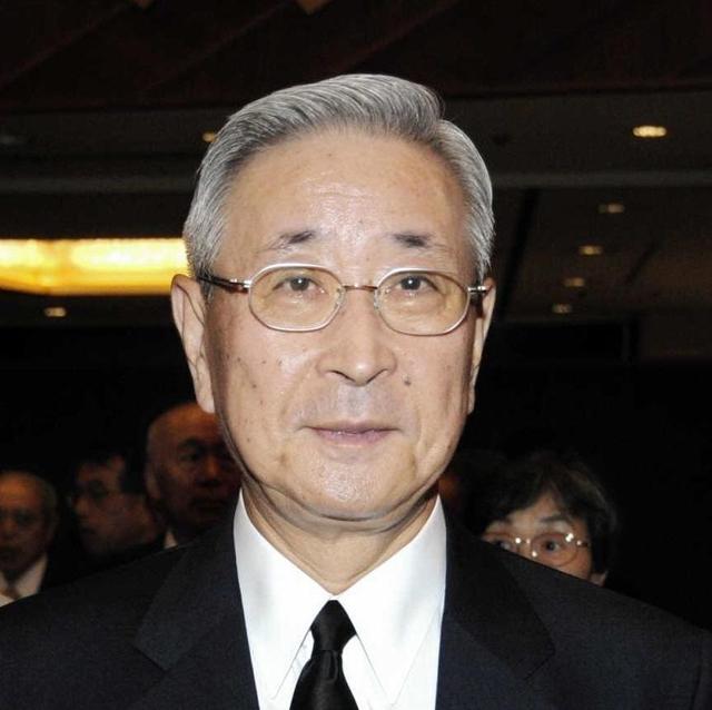 巨人オーナー代行に元地検特捜部長 賭博究明へ、初の社外取締役