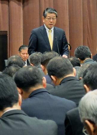 神戸山口組本部を捜索…放火未遂などの疑い 2016年03月10日 12時31分