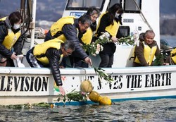 大震災、避難なお１７万４千人 - 関連死３４１０人に