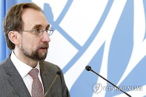 国連人権弁務官「元慰安婦と意思疎通を」 日韓合意