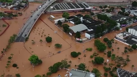 ブラジル・サンパウロで集中豪雨、２０人が死亡 2016年03月13日 20時37分